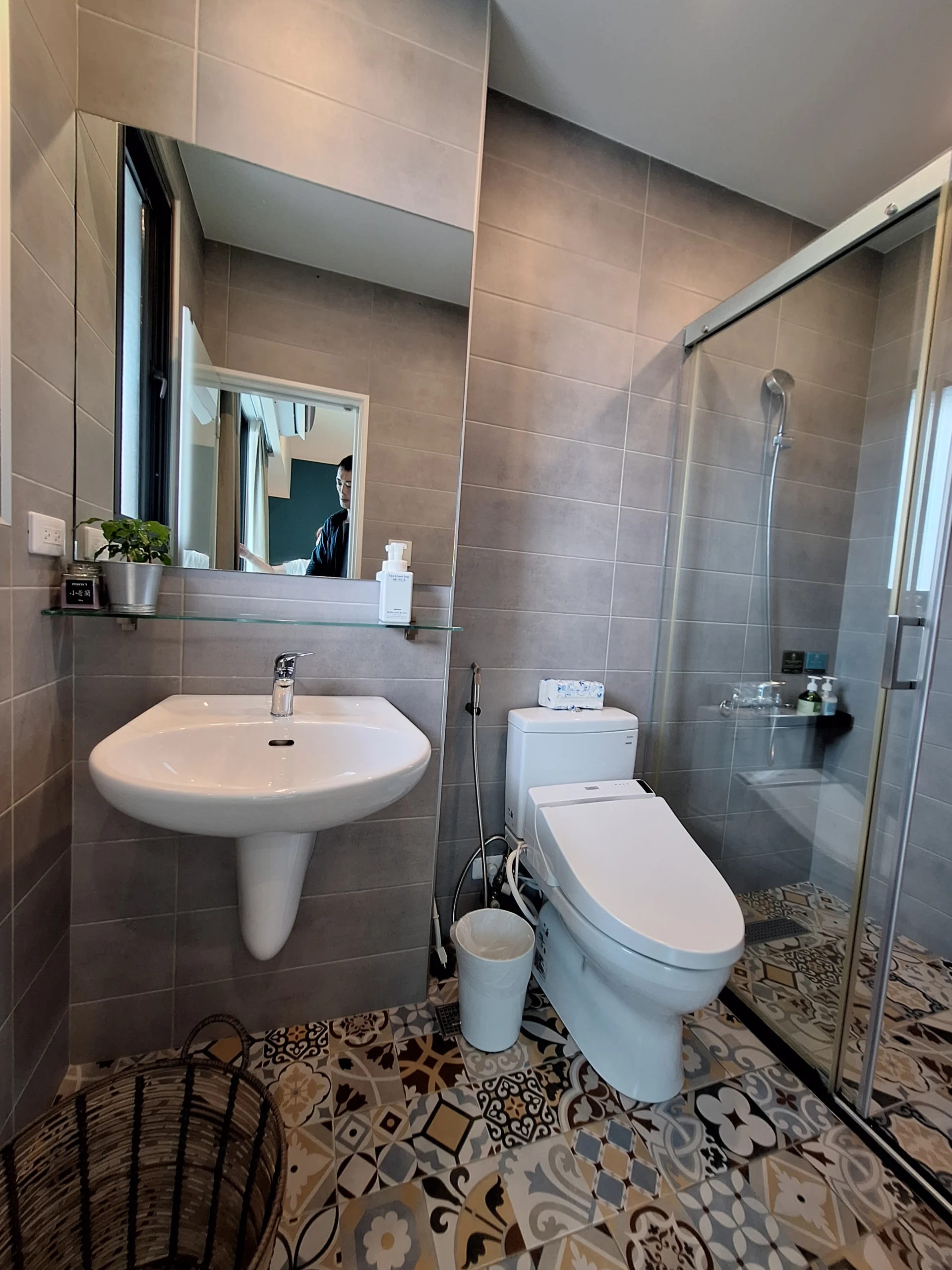 泥House_2樓A1四人套房浴廁1