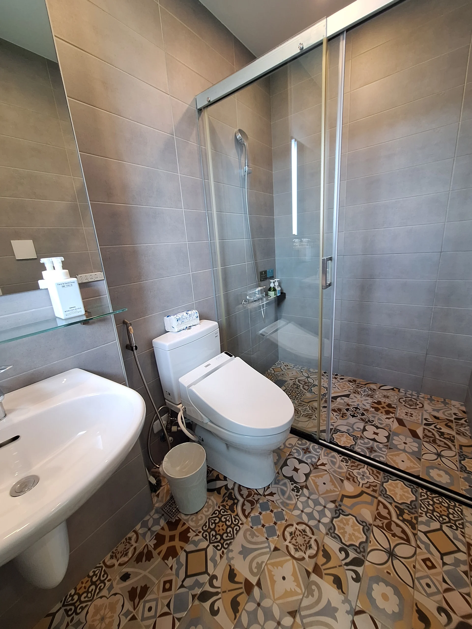 泥House_2樓A1四人套房浴廁2