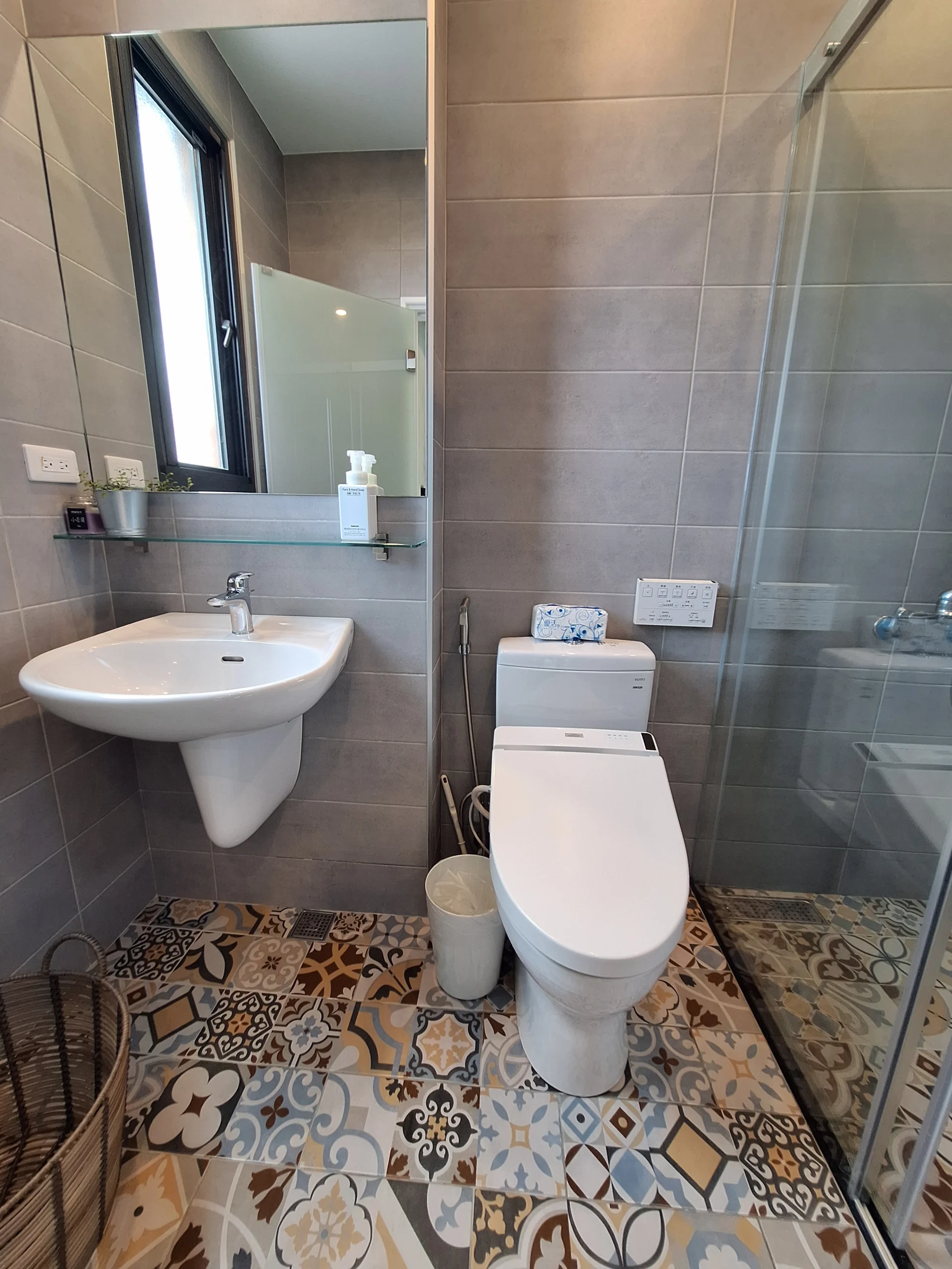 泥House_2樓A1四人套房浴廁3