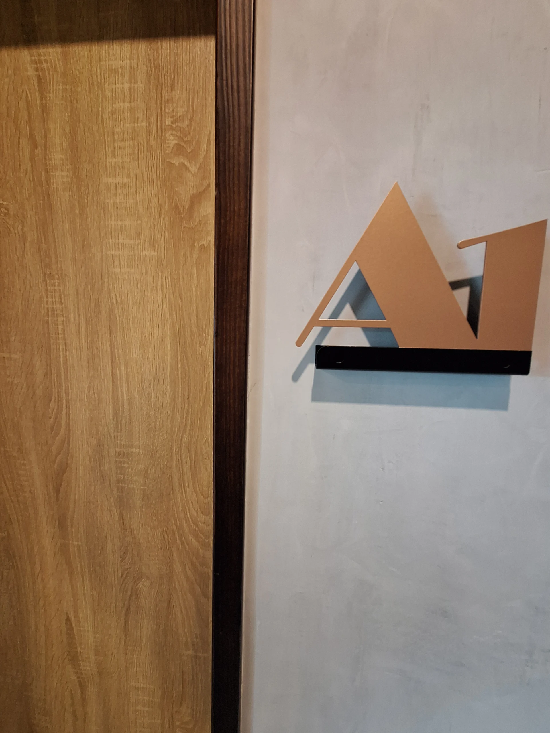 泥House_2樓A1房門