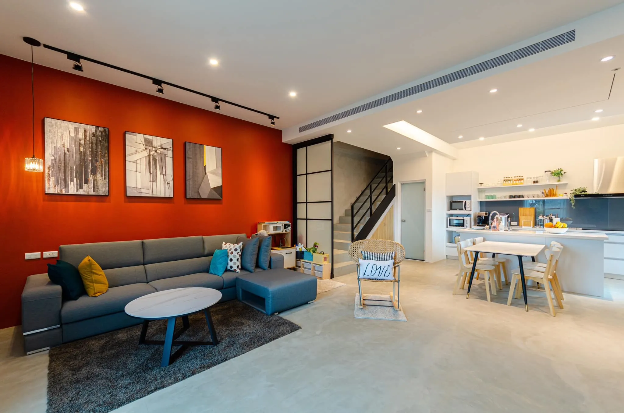 泥House_客廳全景2