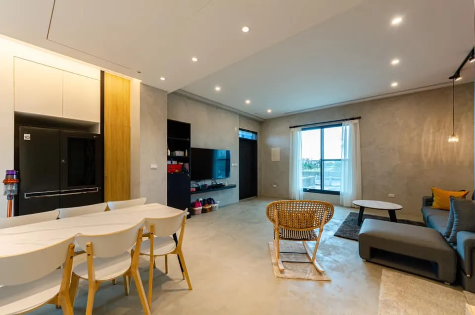 泥House_客廳面外